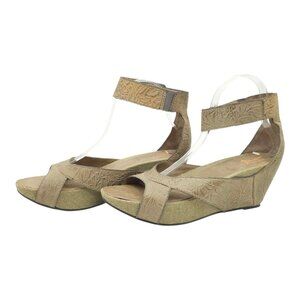 OTBT Hobart Platform Wedge Sandals Womens 10M Ankle Strap Embossed Leather